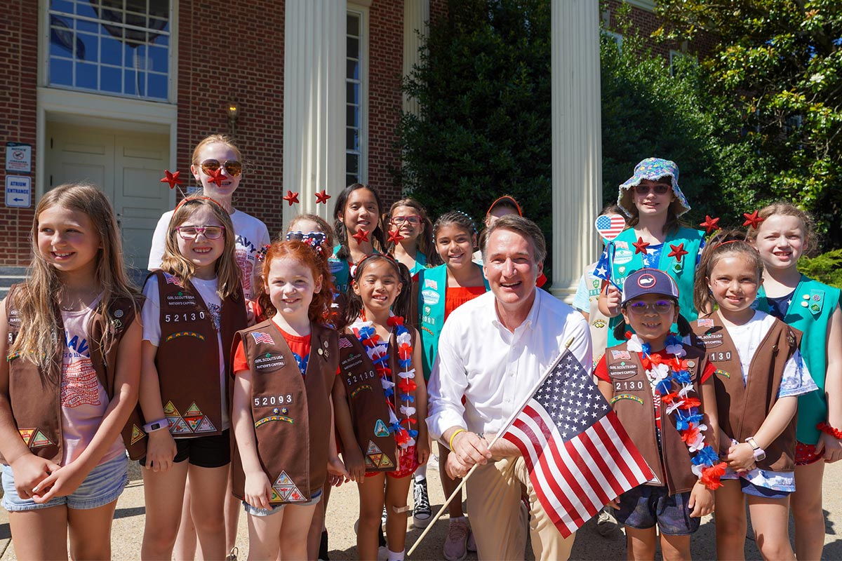 Governor Youngkin at July 4th parade with children
